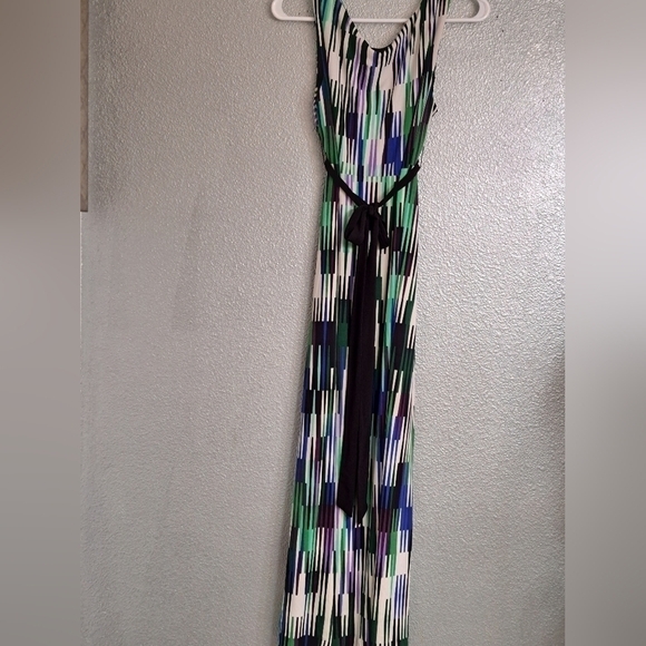 Maggy London V-Neck Maxi Dress Size 10 - Picture 7 of 8